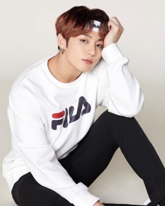  방탄소년단 정국, 만화 찢고 나왔다 체대 오빠 매력