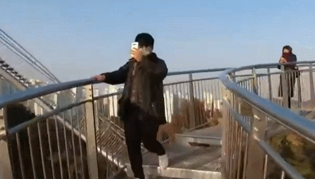  놀이기구인 줄 알았더니...포스코, 국내 최대 체험형 조형물 ‘스페이스워크’ 완공