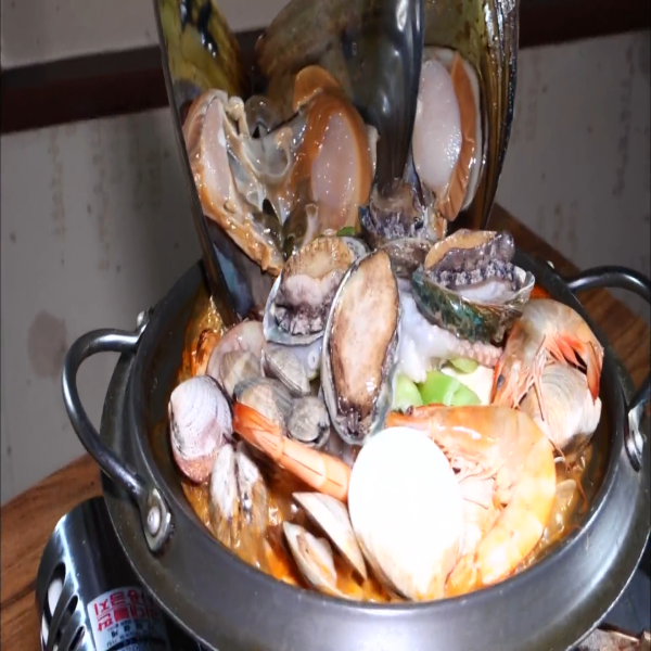  금천구 가산동 맛집 가산디지털단지역 맛집 황제짬뽕양꼬치전문점 생생정보  대왕 해물짬뽕