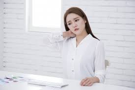 거북목 증후군) 견갑거근 스트레칭