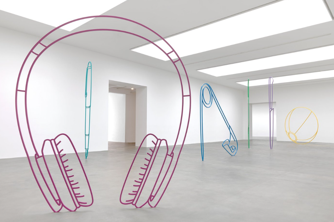  yBa를 만든 마이클 크랙-마틴(Michael Craig-Martin)-조각(SCULPTURE)