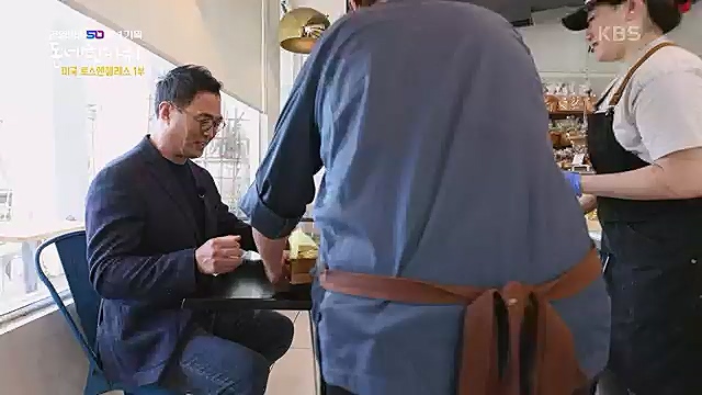 [212회] 동네 한 바퀴 - KBS꿈에도 그렸다, 우리 동네 - 미국 LA 1부] 미국에서 두 번째로 큰 도시이자 서부 태평양의 관문인 로스앤젤레스.ts_20230326_175134.867.jpg