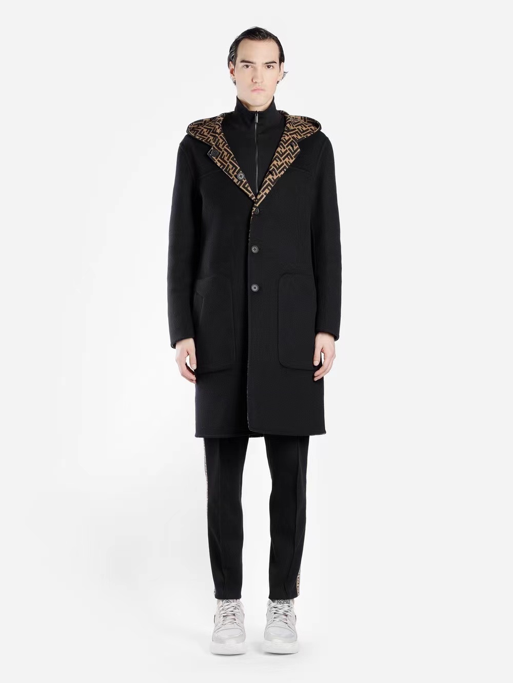  [FENDI] 펜디 블랙 울 더플 코트 FF0249A4LJF0QE1