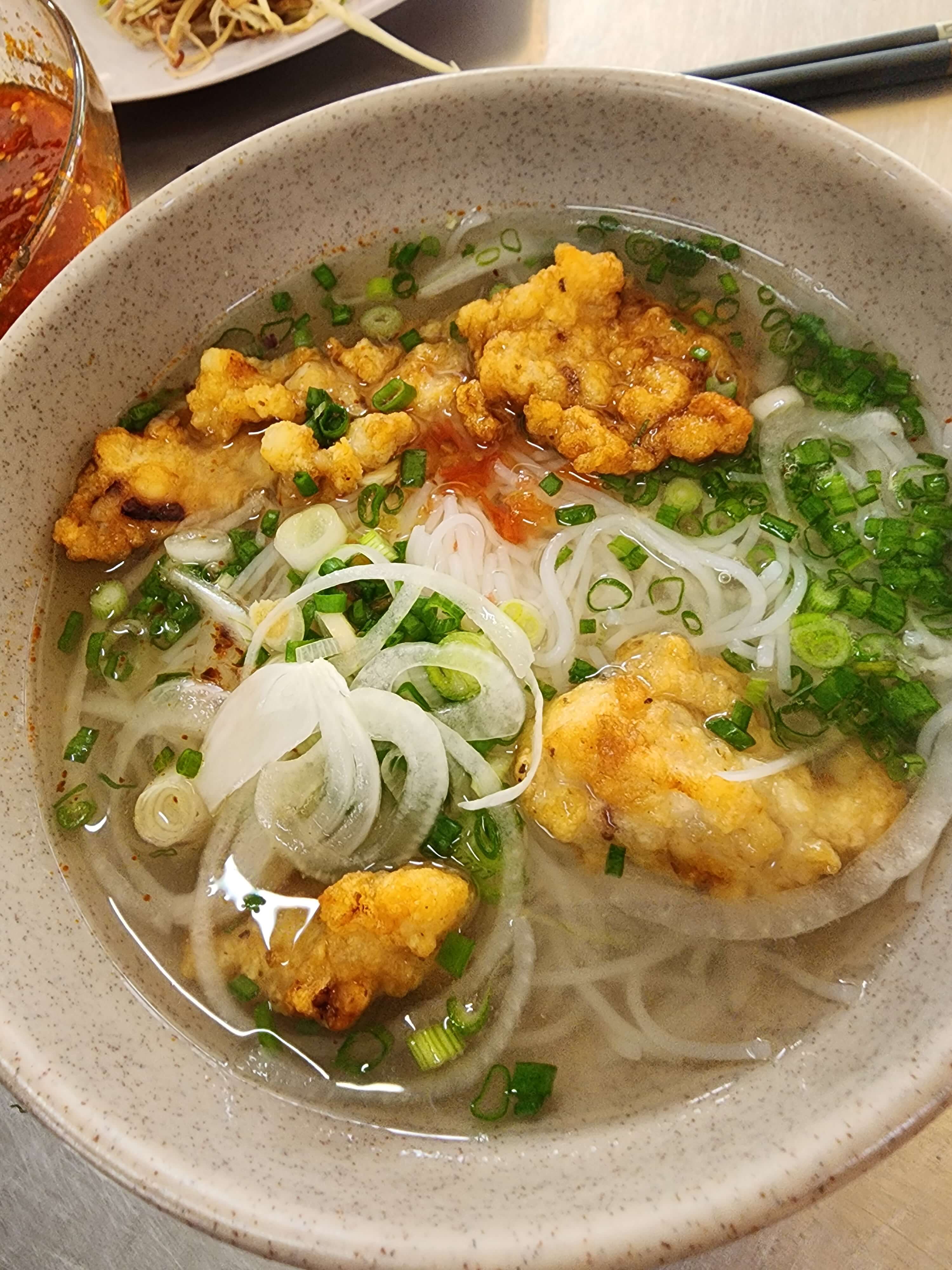  나트랑 여행 [하이카 오징어 어묵 쌀국수] 시내 로컬 맛집 후기!