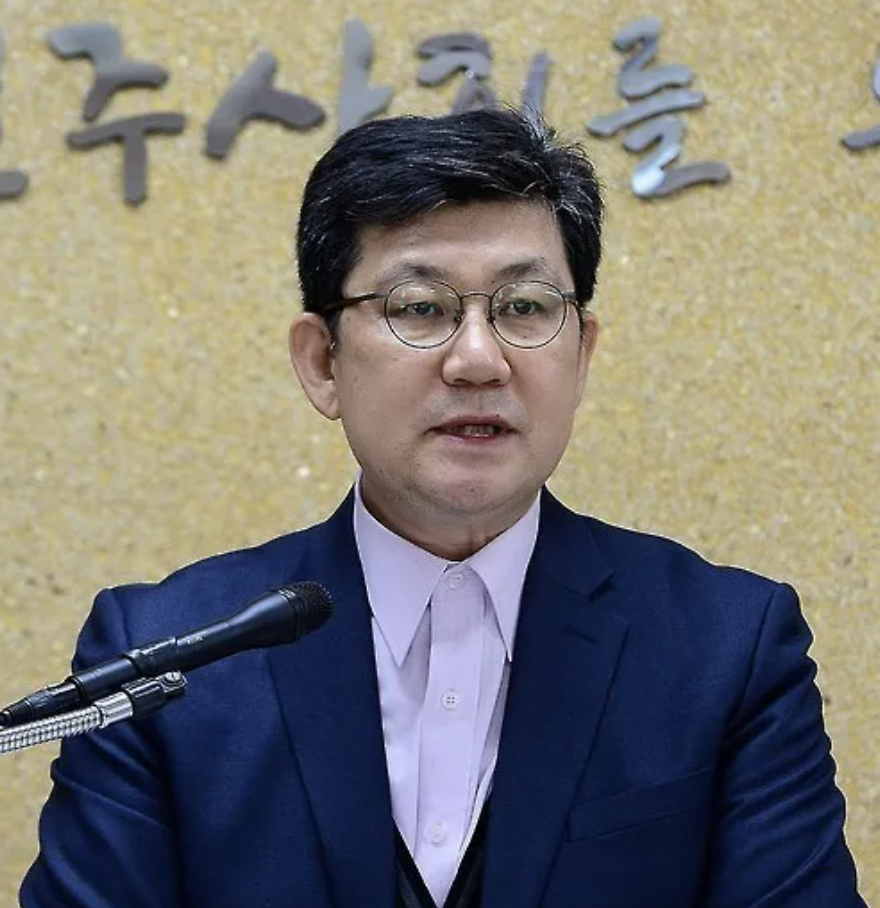 변호사 김남근