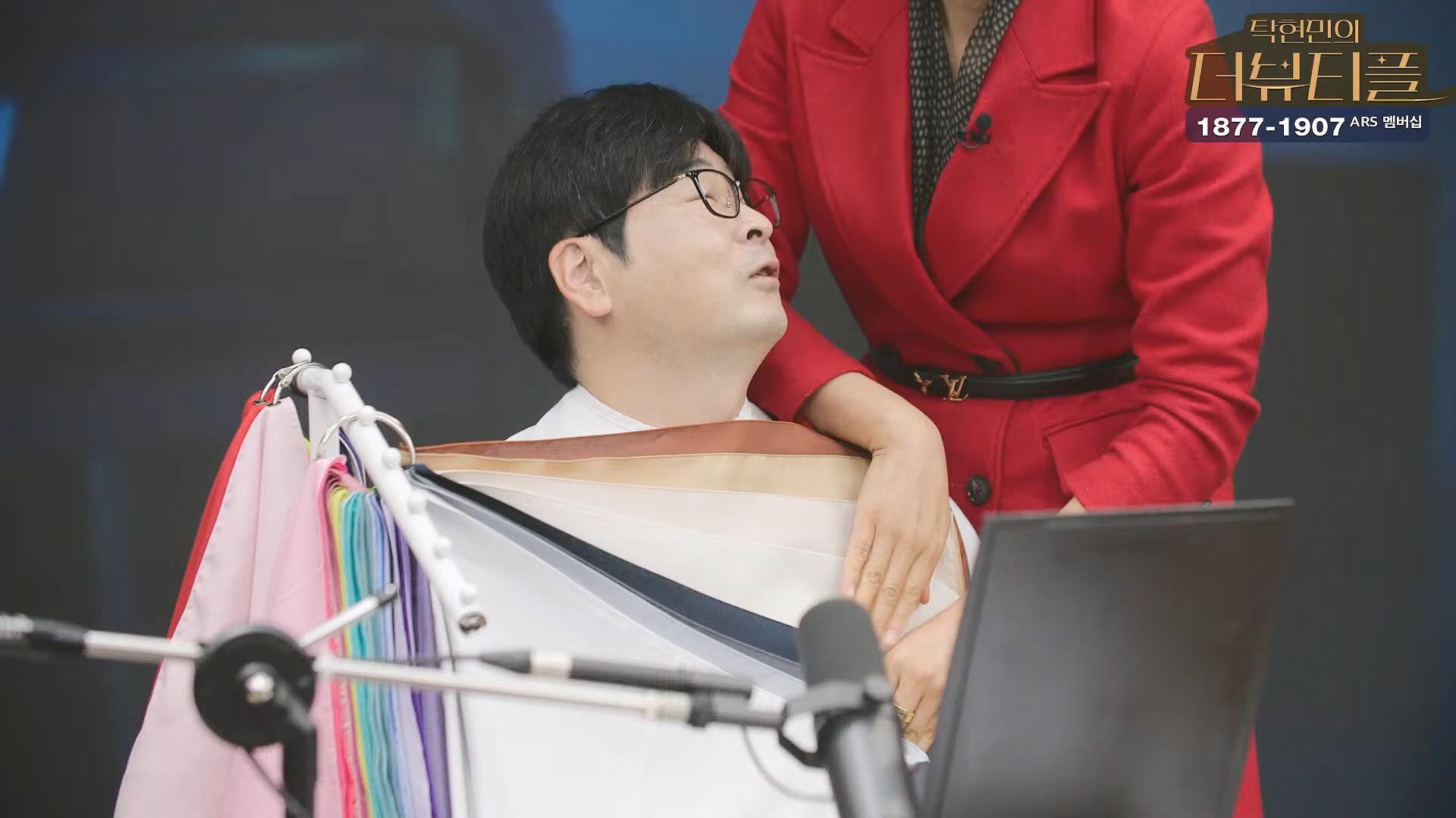 [#탁현민의더뷰티플] 드디어 술방 _ 2024년 10월 12일 토요일 _ 다시 2회.mp4_20241012_155920.298.jpg