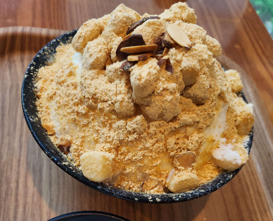 설빙 인절미빙수