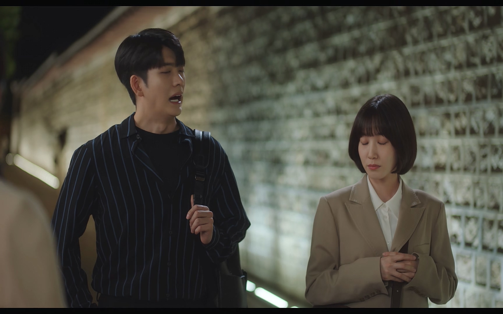 이상한 변호사 우영우.E10p.NF.WEB-DL.AAC.H264-WITH.mp4_20220815_152359.993.jpg