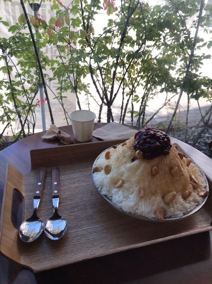  [현장르포] 빵선생 김포운양점, 팥빙수 이거 너무 한거 아닙니까?!