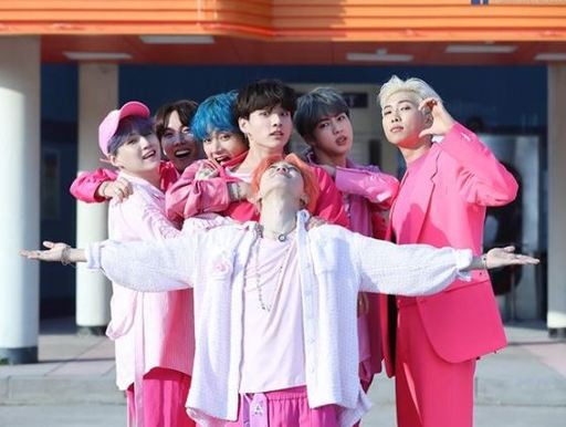  '고의로 공개? 팬들의 유출?' 배스킨라빈스, 방탄소년단 광고 시작도 전에 '잡음'