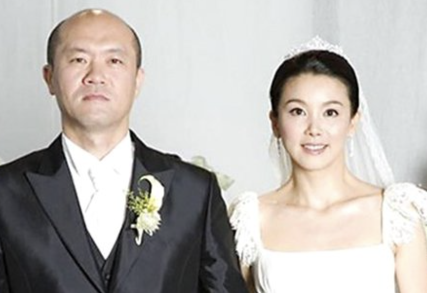 박상아, 전재용