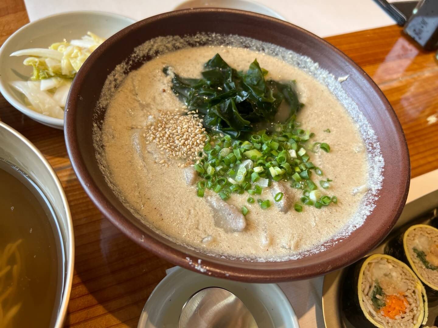 민수랜드-한라산아래첫마을 제주민속촌점 메밀조베기