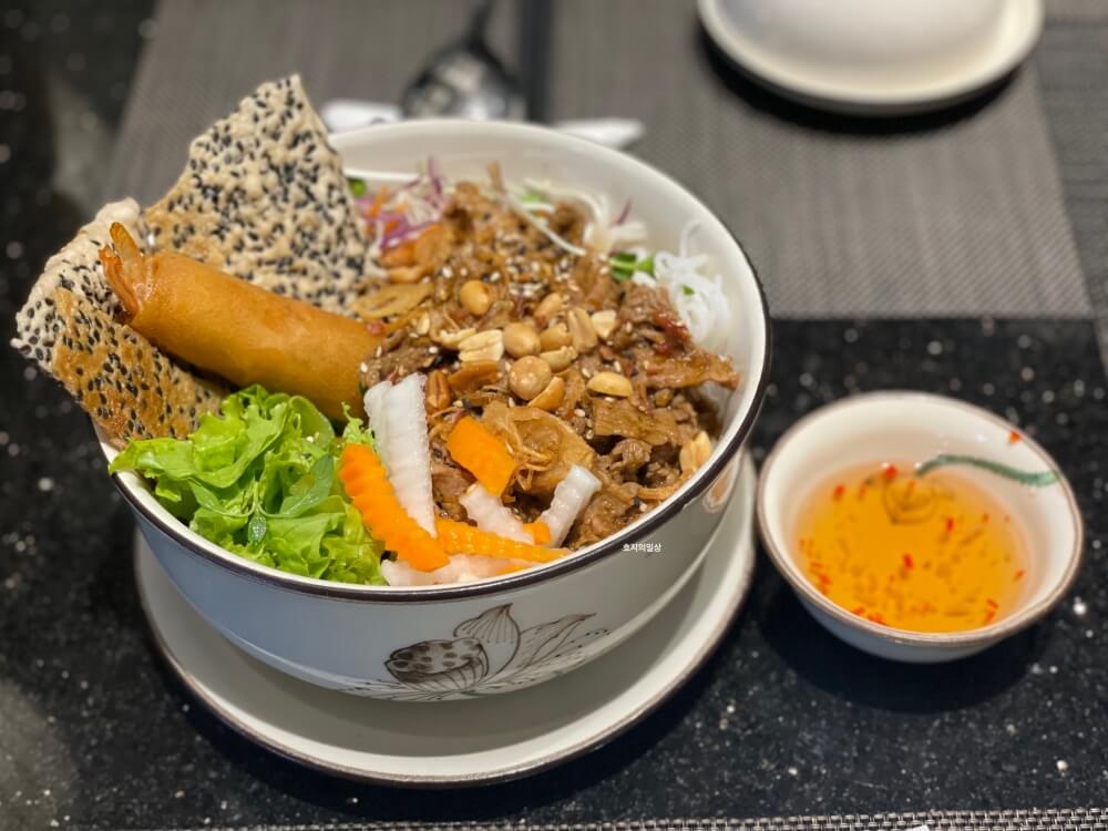 나트랑 베트남 가정식 맛집 마담프엉 - 메뉴 분보 남보