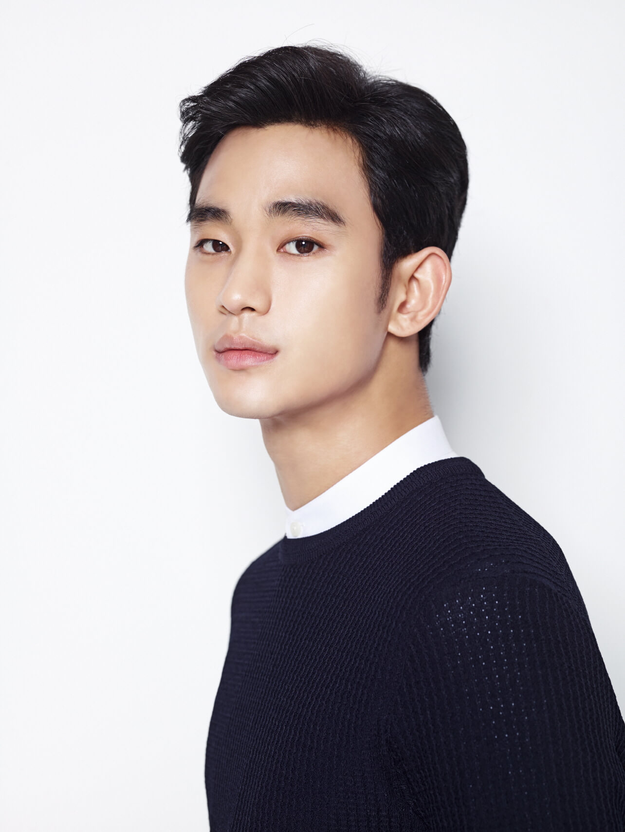 김수현