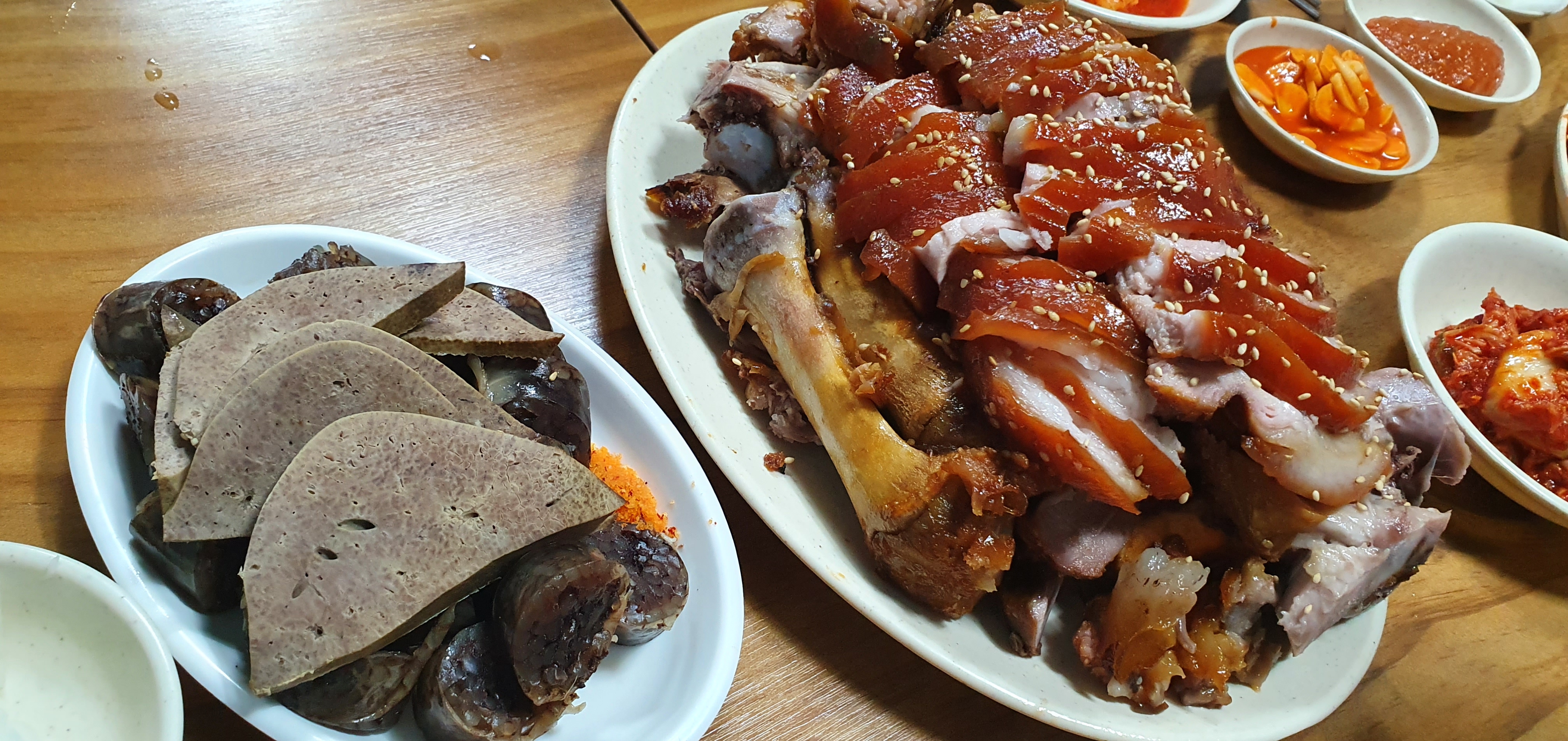  수원 권선시장 / 백암순대 / 맛집 추천 / 순대 아니고 족발