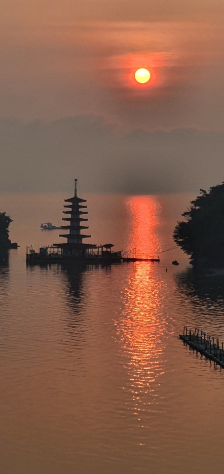img.jpg