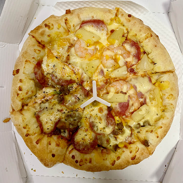 도미노-피자-메뉴-하와이안-슈림프-피자-뉴욕-오라진-반반