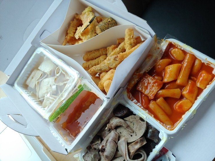 감탄떡볶이 이미지