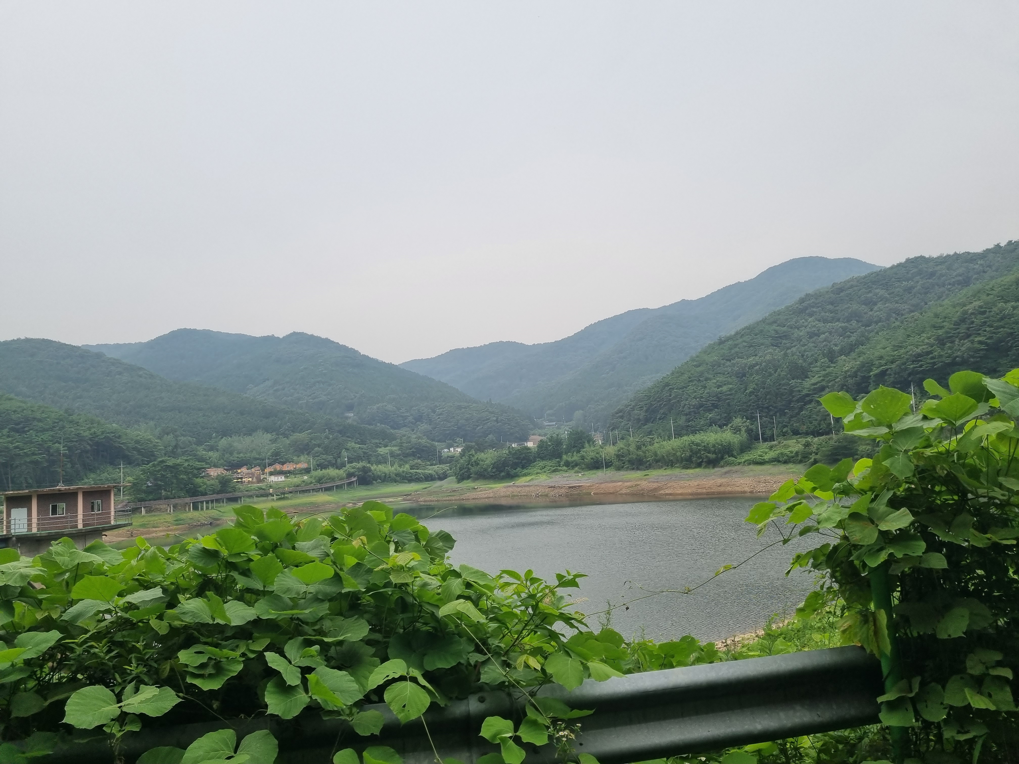 모암_저수지