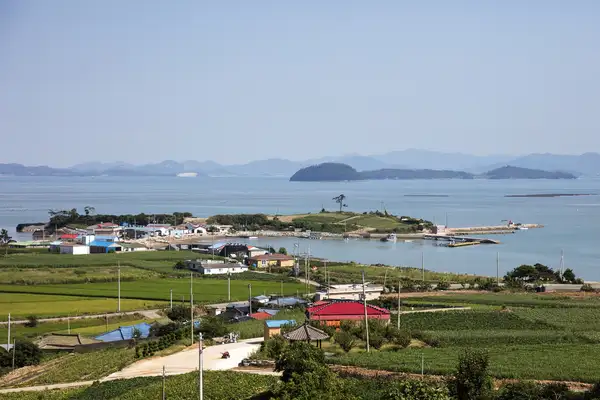 장산도 마을
