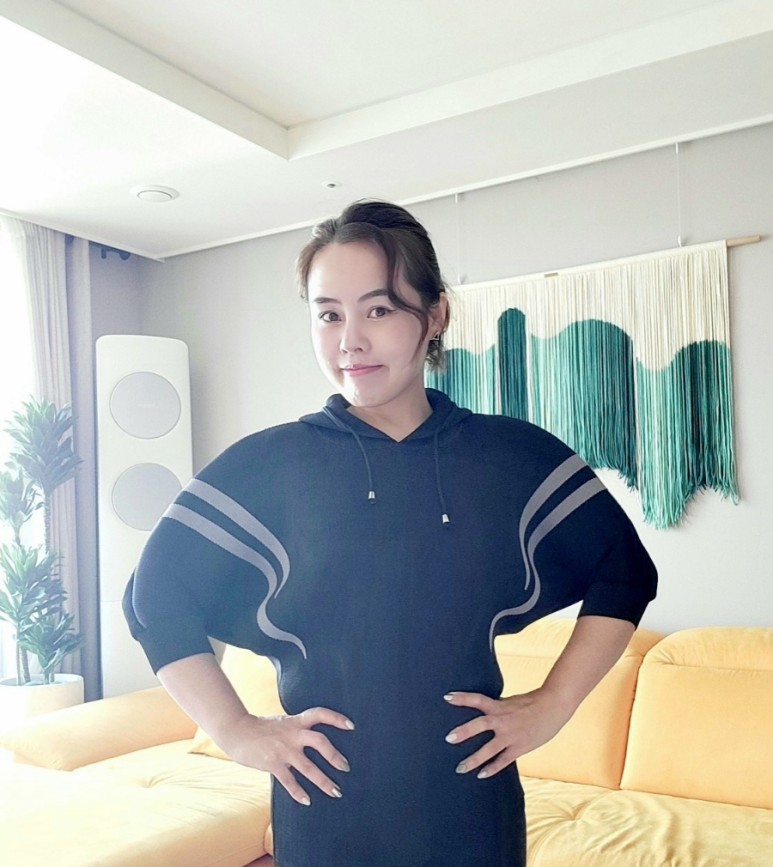 트레이닝 스타일이 살아나는 40대 여성의류 쇼핑몰 알로하 플리츠 5