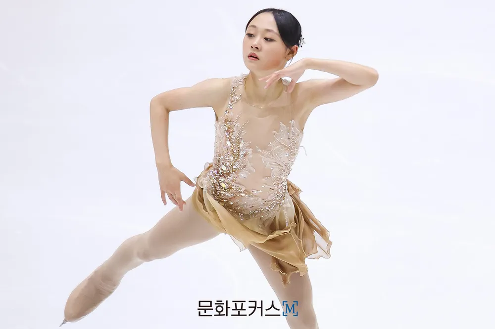 김채연 이미지