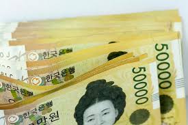  꿈에서 돈을 줍는다면 ? 돈꿈 돈 줍는 꿈 동전 줍는 꿈 해몽4 풀이