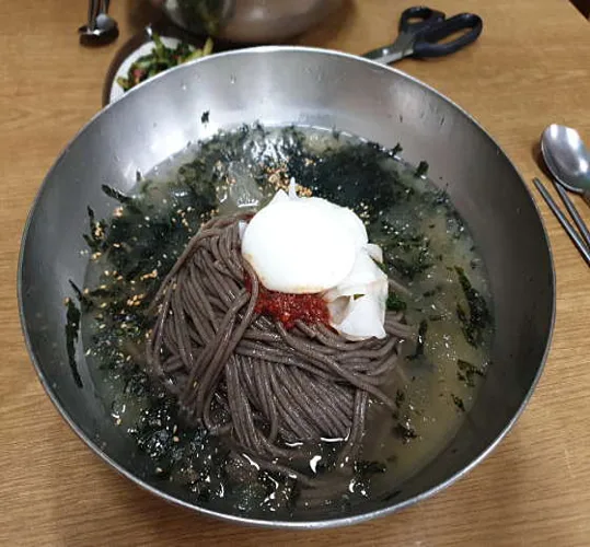 봉평메밀막국수