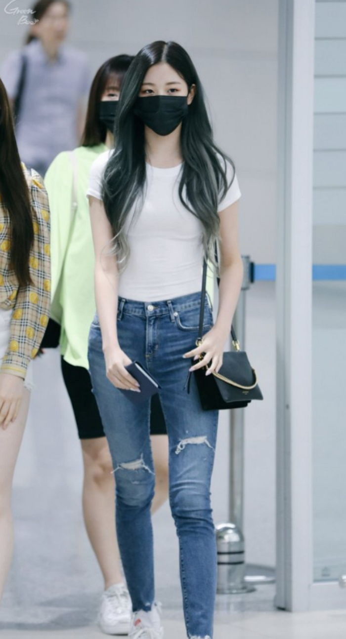 16+ 아이즈원 장원영 키 Pics