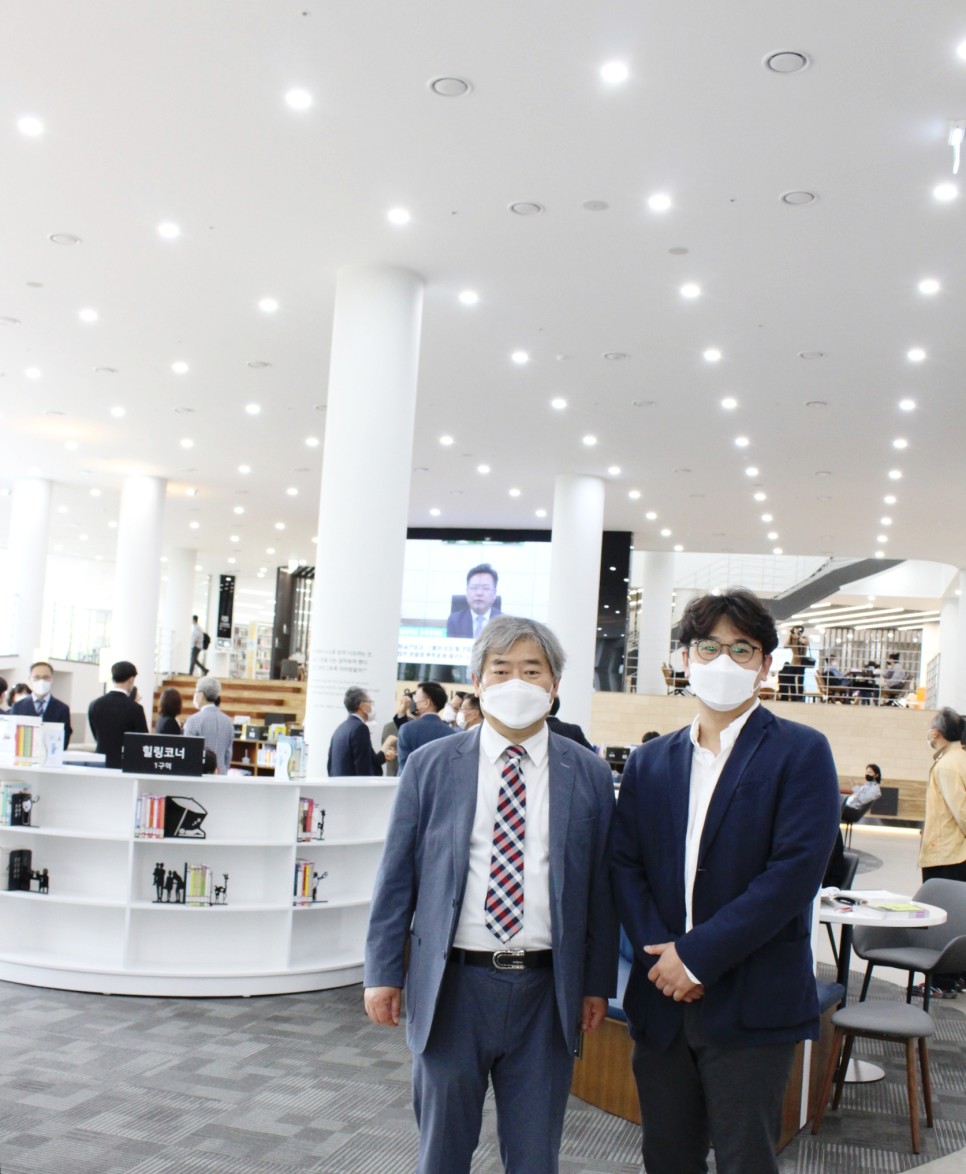 ●도서관 신축 개관식 참석한 전남대 '정보마루' 6