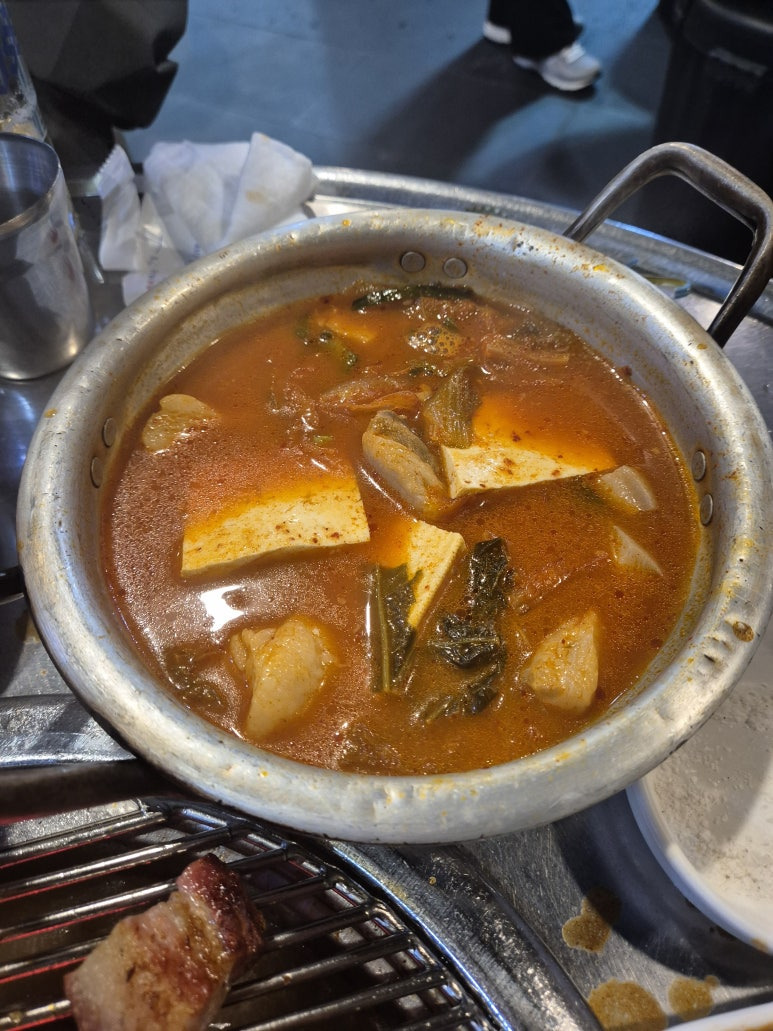 돈사돈 본관 사진 7