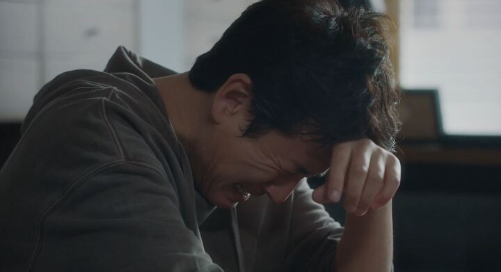 "내가 겨우 그 암 따위에 지것냐..걱정말어."아버지는 항상 긍정적인 분이셨습니다. 어느 날 아버지는 아들에게 놀라운 말을 합니다.