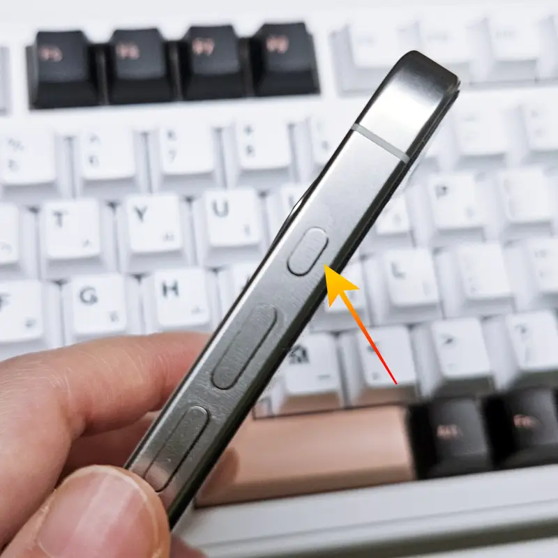 iPhone-15-pro-액션버튼