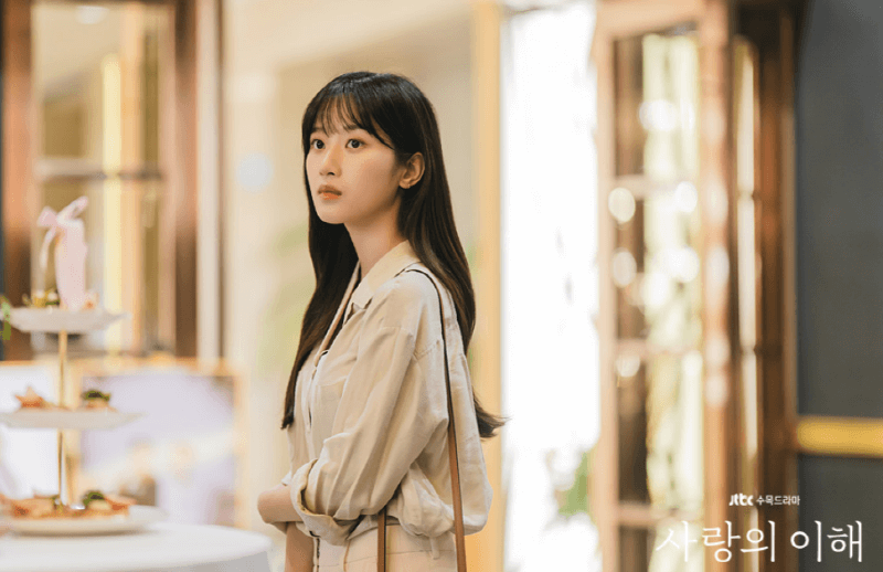 사랑의 이해 8회, 석현의 결혼식에서 상수를 바라보는 수영