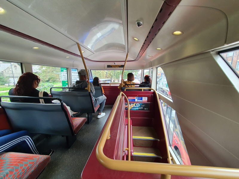 런던-2층버스-내부
