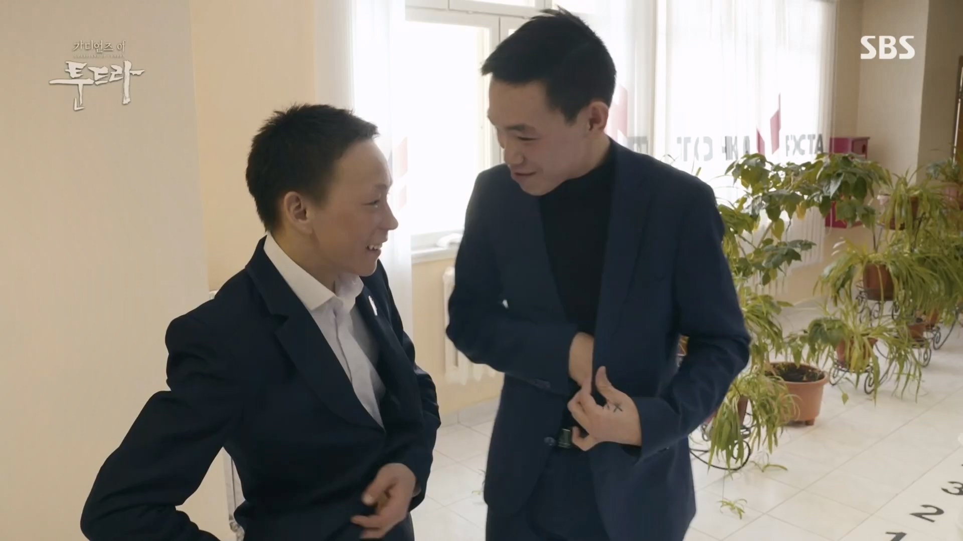 일요 특선 다큐멘터리.E313.230423p.H264-F1RST.mp4_20230423_142713.730.jpg