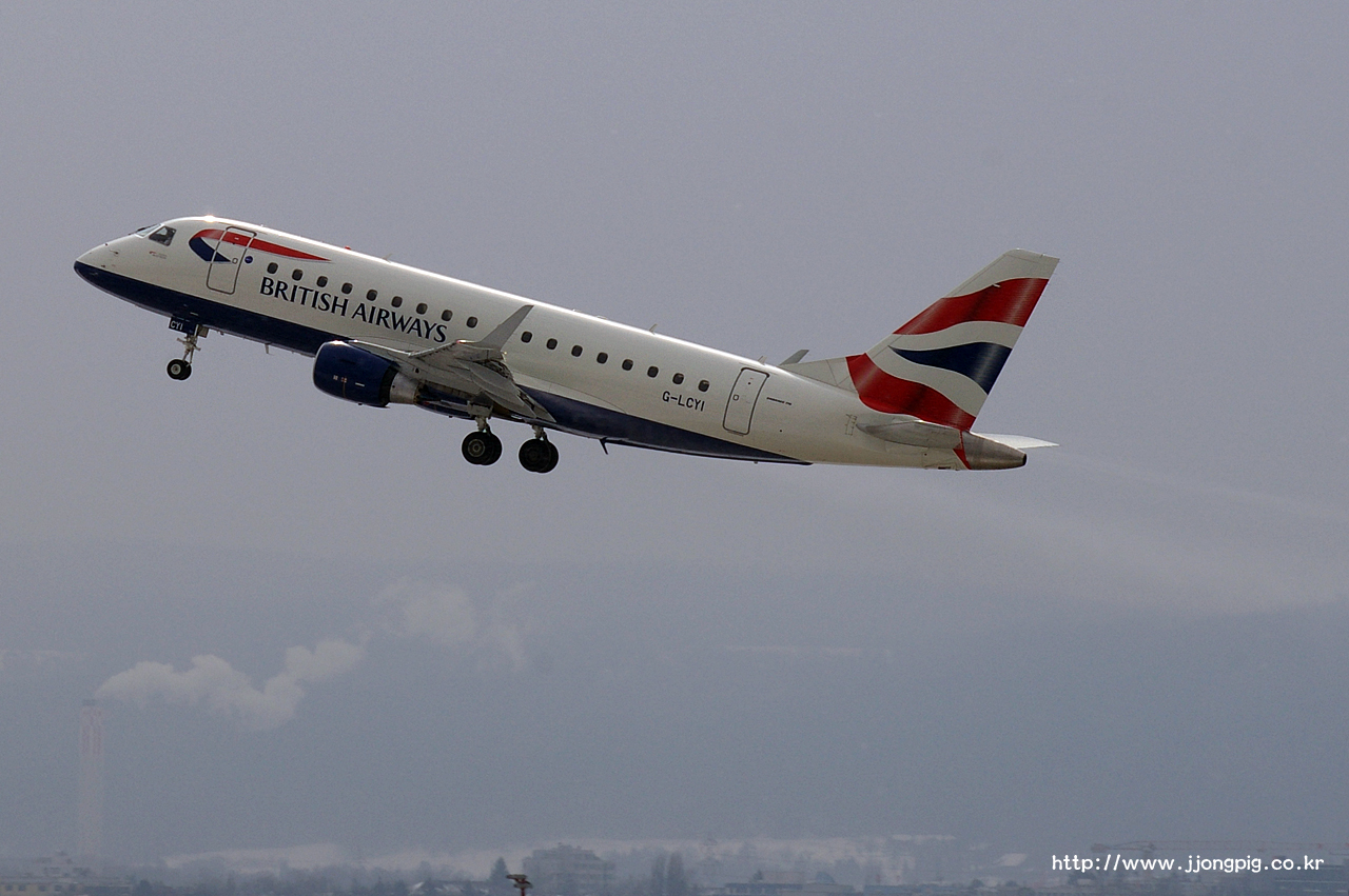 British Airways G-LCYI Embraer E175STD