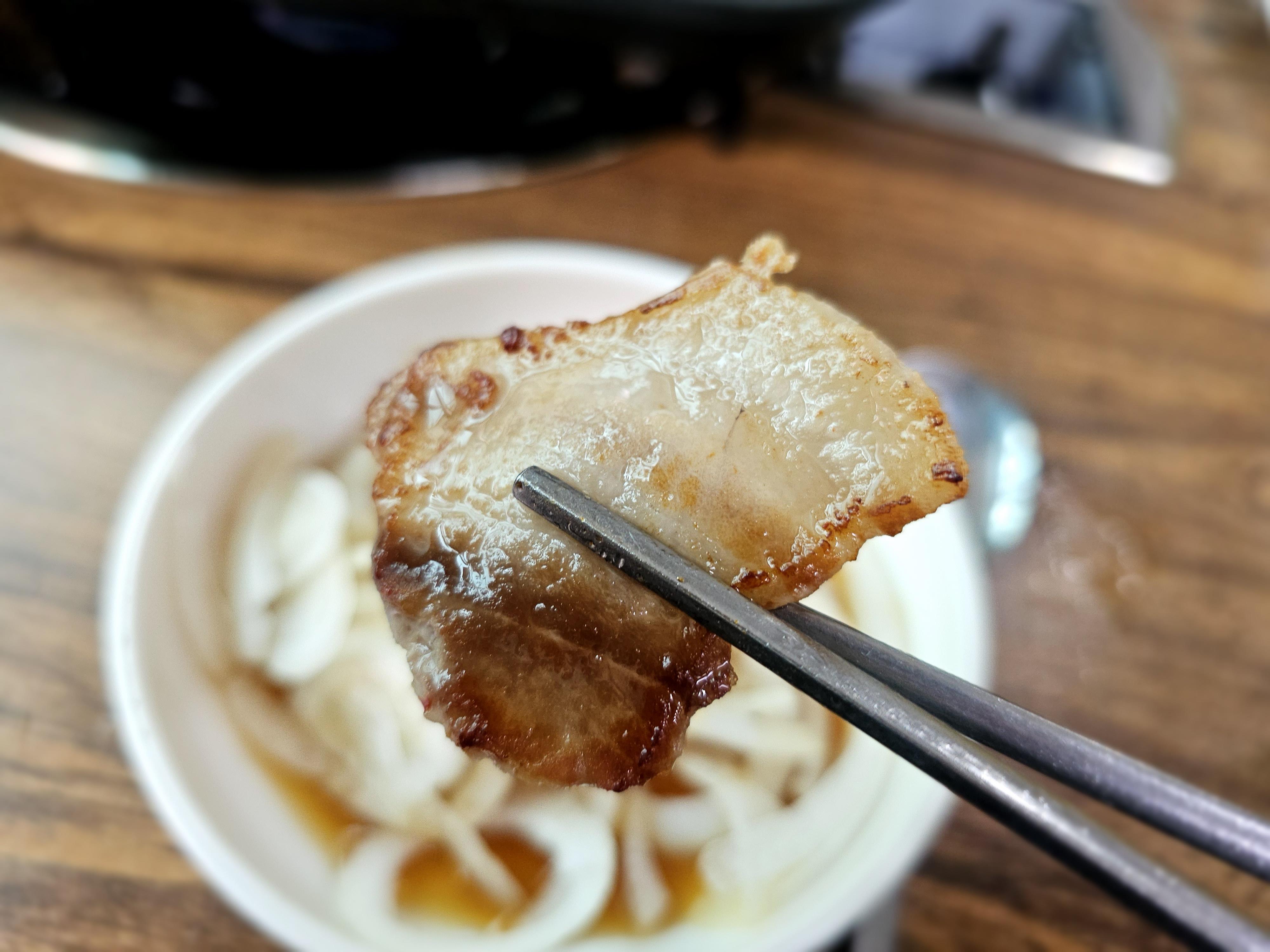  3일 <고소한 삼겹살 첫 한 점을 씹을 때의 황홀함>