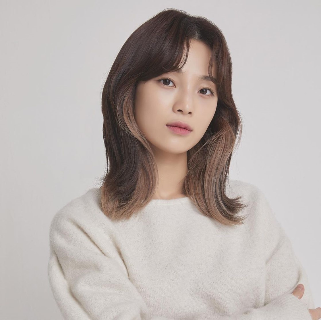  릴리안 Lylian 일분일초 데뷔, 사랑과 이별에 대한 가사가 인상적. 샨티 뮤직비디오 출연. 프로필 나이 몸매