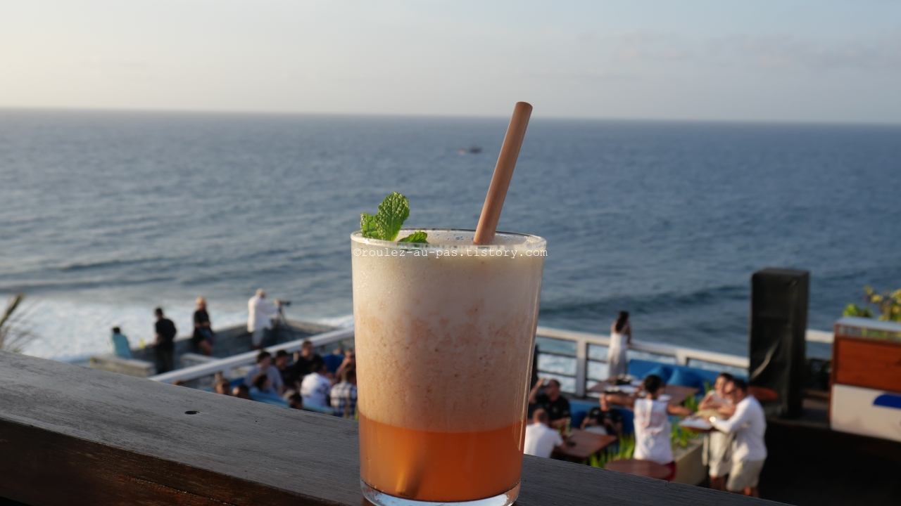 BALI-SOUTH TOUR-SINGLE FIN-COCKTAIL