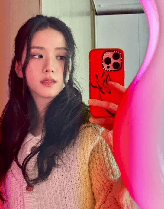 블랙핑크 멤버 지수 거울 셀카 사진