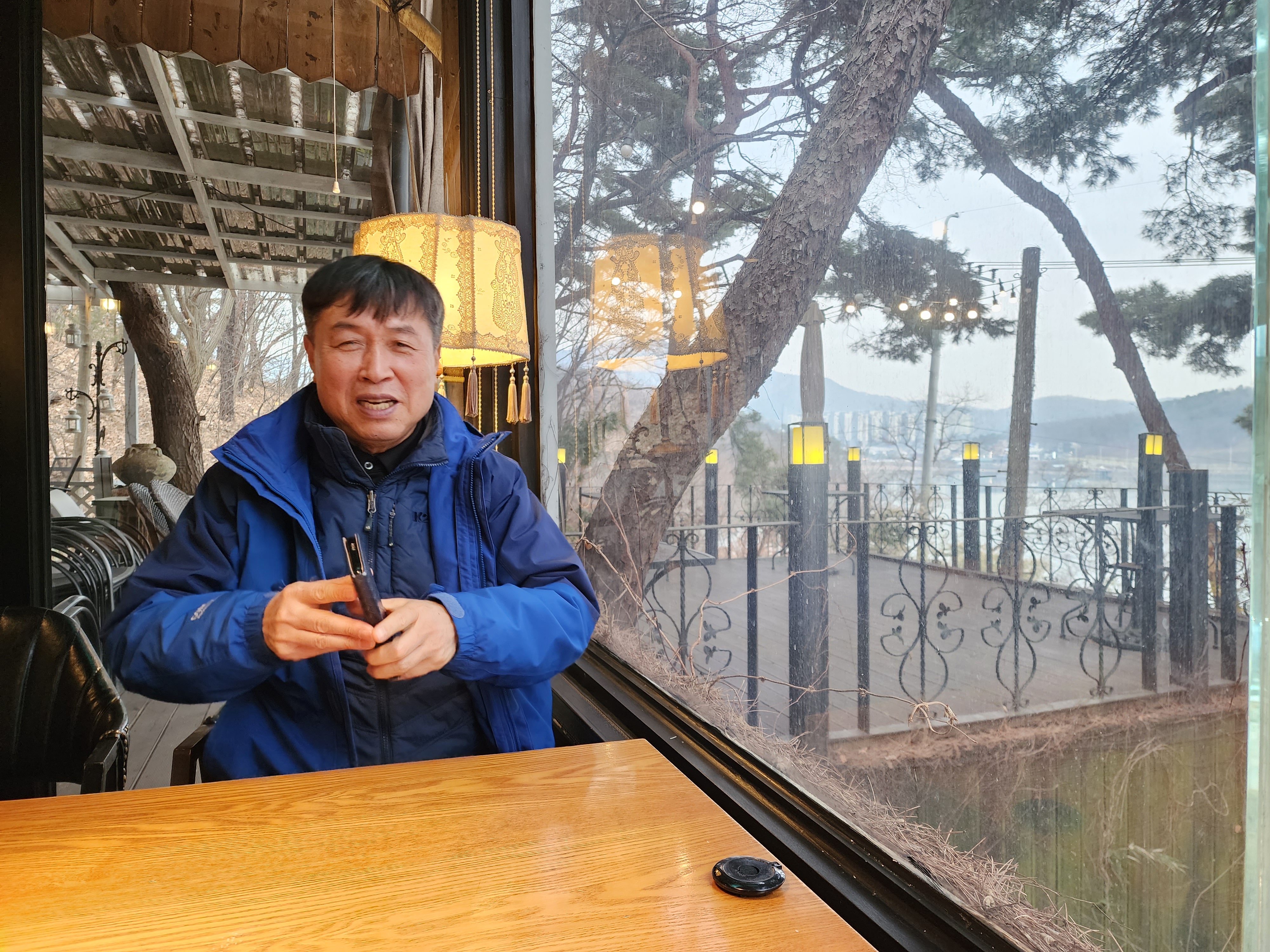 홍카페에서[2.18] 3