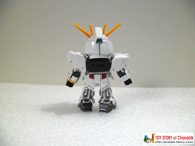 [반다이] BANDAI - SD GUNDAM EX-STANDARD 016 RX-93 v GUNDAM / &nu;(ニュー)ガンダム (뉴 건담)