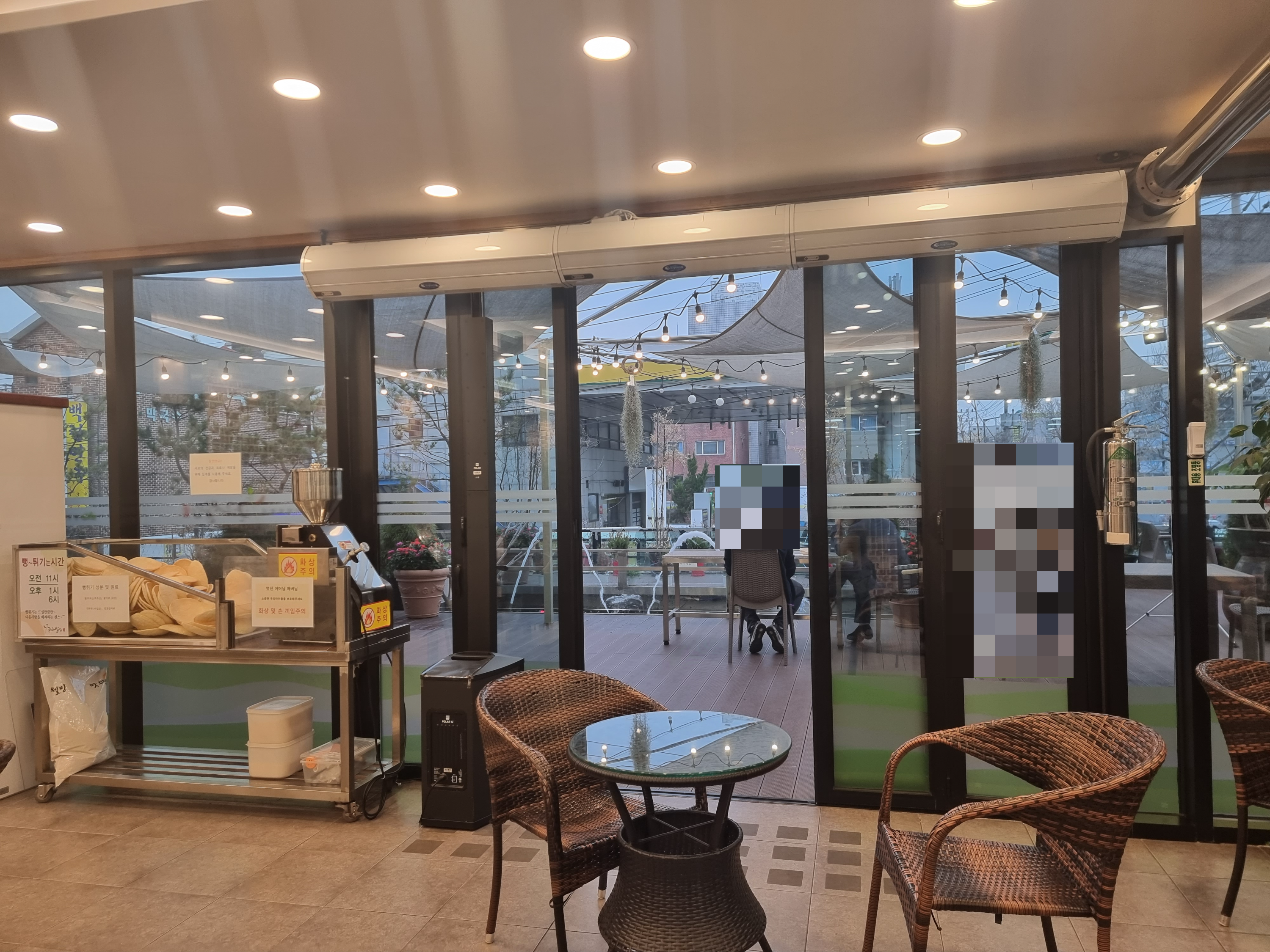 인천_서구_심곡동_곤데레식당_1층내부 1