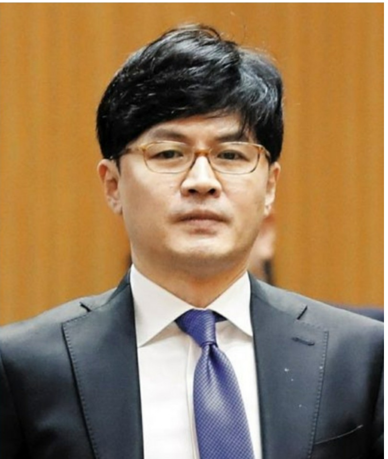  정진웅 독직폭행 기소
