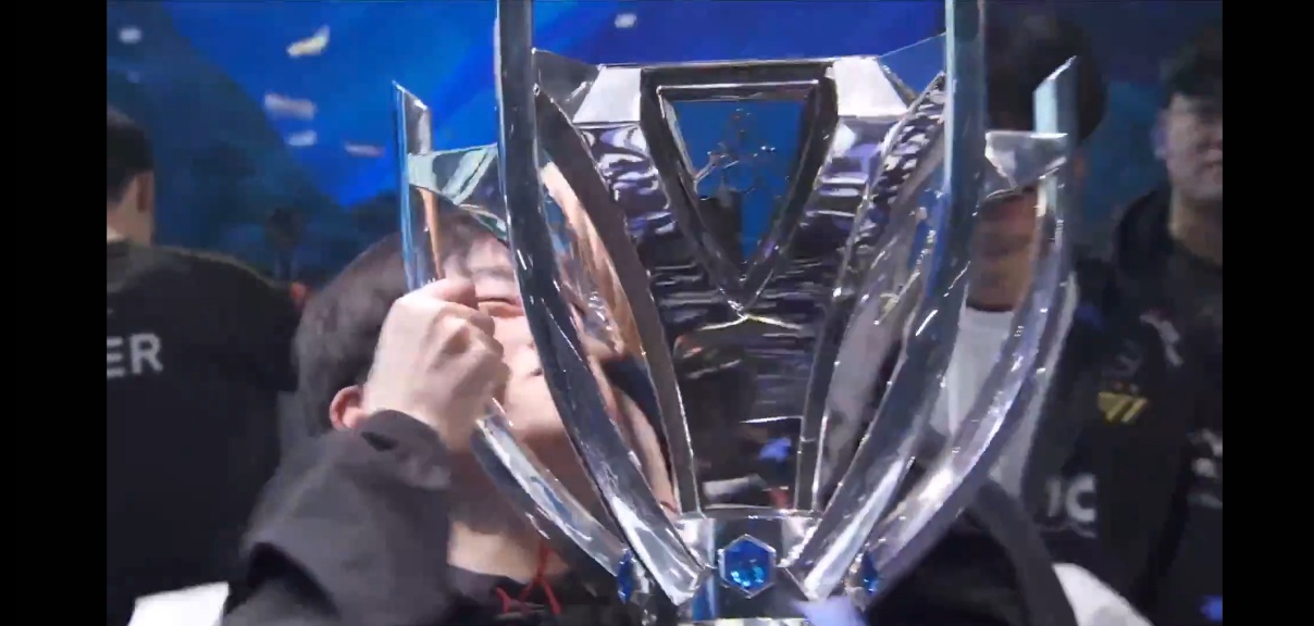 League-of-legend-world-championship-t1-keria2.