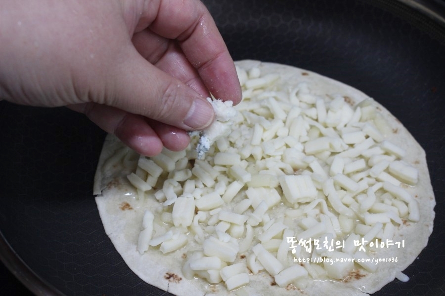 고르곤졸라피자만들기 또띠아 10