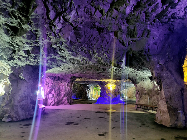 자수정 동굴 내부4