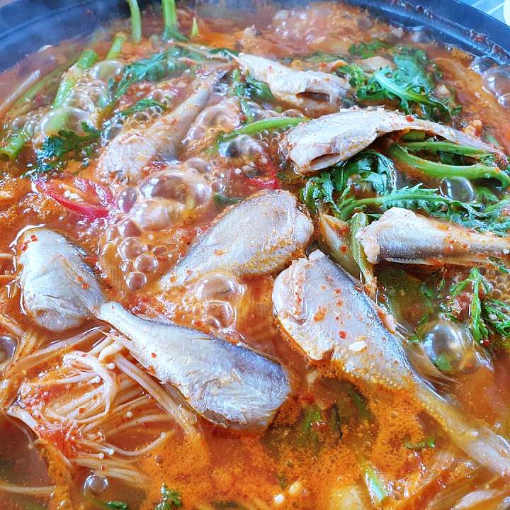 6시내고향 전남 신안 임자도 민어매운탕 깡다리탕 계절 생선 가정식 백반 민어 요리 맛집 오늘 방송 추천