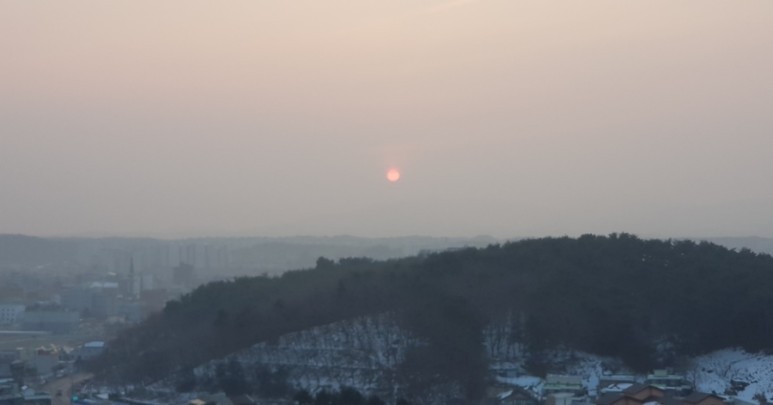 겨울 해돋이와 추운 동지 새해 보름달 3